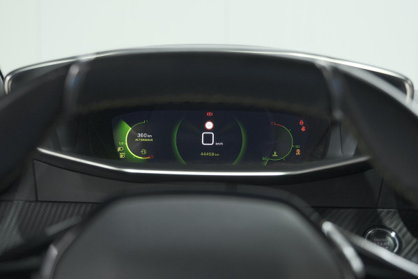 Peugeot 208 PureTech 100 GT | Camera | Dodehoekdetectie | Apple Carplay | Stoelverwarming | Parkeersensoren