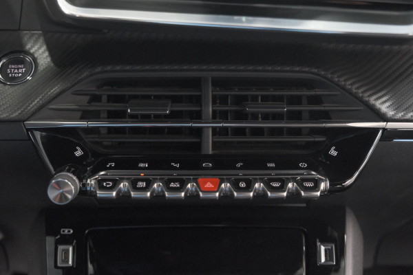 Peugeot 208 PureTech 100 GT | Camera | Dodehoekdetectie | Apple Carplay | Stoelverwarming | Parkeersensoren