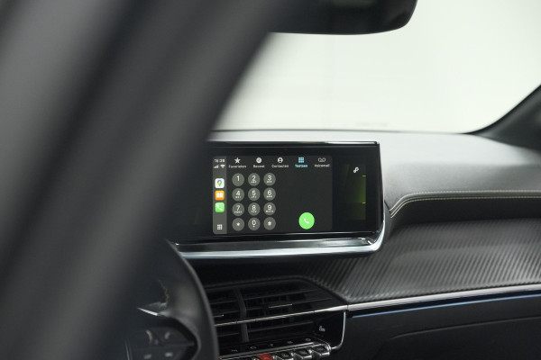 Peugeot 208 PureTech 100 GT | Camera | Dodehoekdetectie | Apple Carplay | Stoelverwarming | Parkeersensoren