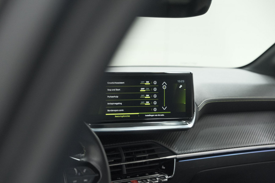 Peugeot 208 PureTech 100 GT | Camera | Dodehoekdetectie | Apple Carplay | Stoelverwarming | Parkeersensoren