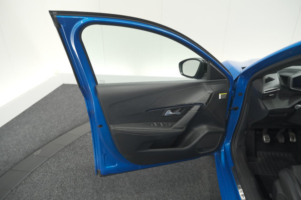 Peugeot 208 PureTech 100 GT | Camera | Dodehoekdetectie | Apple Carplay | Stoelverwarming | Parkeersensoren