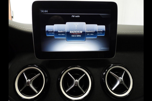Mercedes-Benz A-Klasse A180 AMG Edition NAVI/SCHUIFDAK/CAMERA/LED/18"LMV!