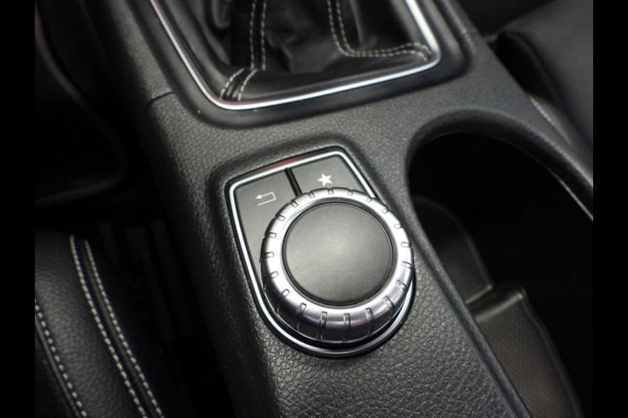 Mercedes-Benz A-Klasse A180 AMG Edition NAVI/SCHUIFDAK/CAMERA/LED/18"LMV!