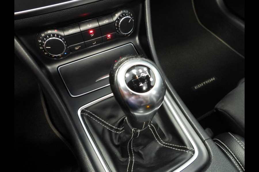 Mercedes-Benz A-Klasse A180 AMG Edition NAVI/SCHUIFDAK/CAMERA/LED/18"LMV!