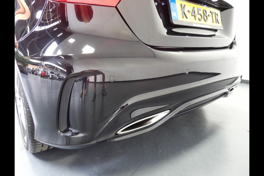 Mercedes-Benz A-Klasse A180 AMG Edition NAVI/SCHUIFDAK/CAMERA/LED/18"LMV!