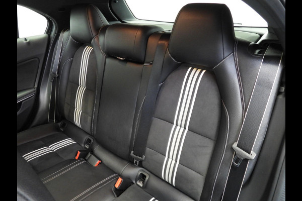 Mercedes-Benz A-Klasse A180 AMG Edition NAVI/SCHUIFDAK/CAMERA/LED/18"LMV!