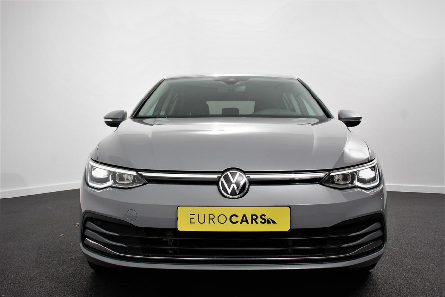 Volkswagen Golf 1.5 eTSI 150pk DSG Style | Navigatie | Climate Control | Camera | Parkeer sensoren V+A | Adaptive cruise control | Extra Getint Glas | Stoel/Stuurverwarming