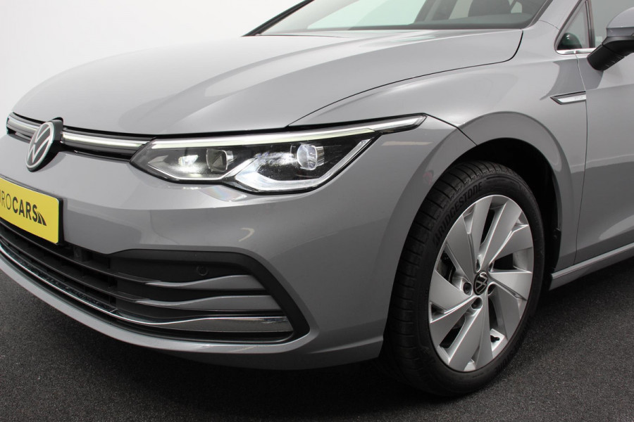 Volkswagen Golf 1.5 eTSI 150pk DSG Style | Navigatie | Climate Control | Camera | Parkeer sensoren V+A | Adaptive cruise control | Extra Getint Glas | Stoel/Stuurverwarming