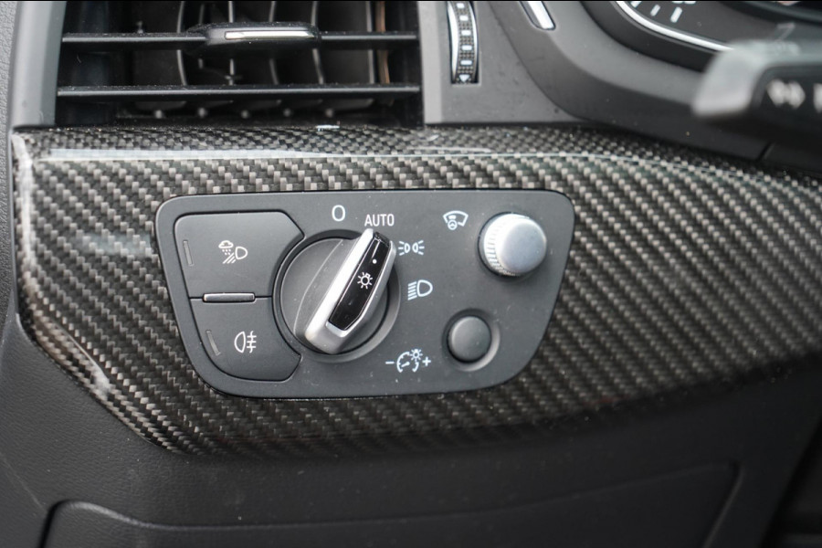 Audi RS5 Coupé 2.9 TFSI quattro / Org. NL / Pano / Head-Up / B&O / Side-Assist / Memory Seat / Carbon inleg