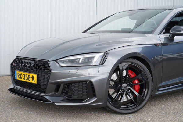 Audi RS5 Coupé 2.9 TFSI quattro / Org. NL / Pano / Head-Up / B&O / Side-Assist / Memory Seat / Carbon inleg