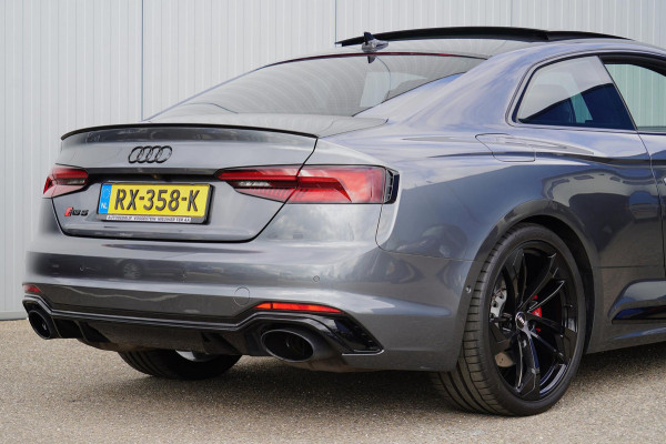Audi RS5 Coupé 2.9 TFSI quattro / Org. NL / Pano / Head-Up / B&O / Side-Assist / Memory Seat / Carbon inleg