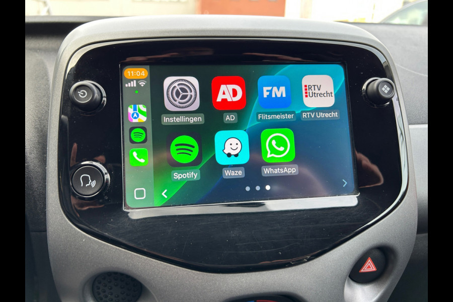 Toyota Aygo 1.0 VVT-i x-play Apple Carplay Camera NW Model