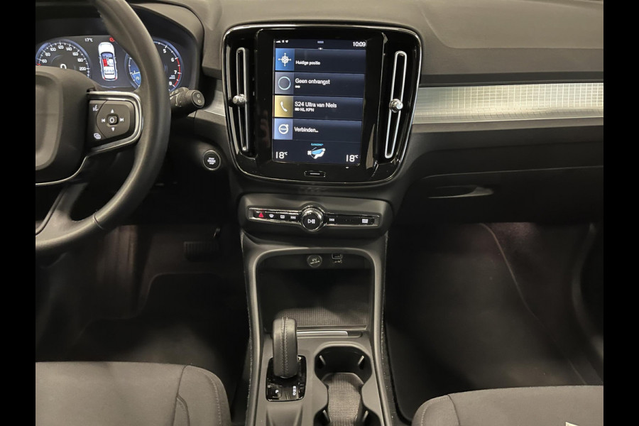 Volvo XC40 1.5 T2 Business Pro Airco|ECC Navi Carplay PDC Achter Trekhaak Cruise Control