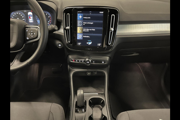 Volvo XC40 1.5 T2 Business Pro Airco|ECC Navi Carplay PDC Achter Trekhaak Cruise Control
