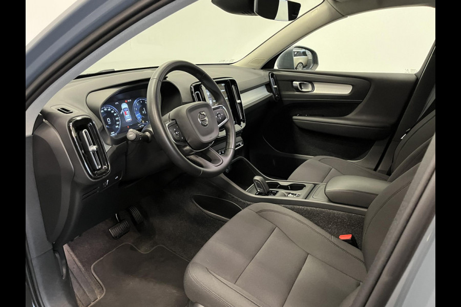 Volvo XC40 1.5 T2 Business Pro Airco|ECC Navi Carplay PDC Achter Trekhaak Cruise Control
