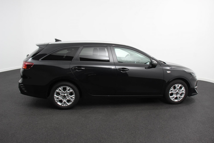 Kia Ceed Sportswagon 1.0 T-GDi Prestige | Navigatie | Apple Carplay/Android Auto | Climate Control | Cruise Control | Lane Assist | Stoel/Stuurverwarming | Privacy Glass | Camera