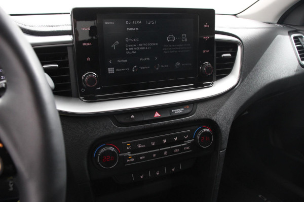 Kia Ceed Sportswagon 1.0 T-GDi Prestige | Navigatie | Apple Carplay/Android Auto | Climate Control | Cruise Control | Lane Assist | Stoel/Stuurverwarming | Privacy Glass | Camera