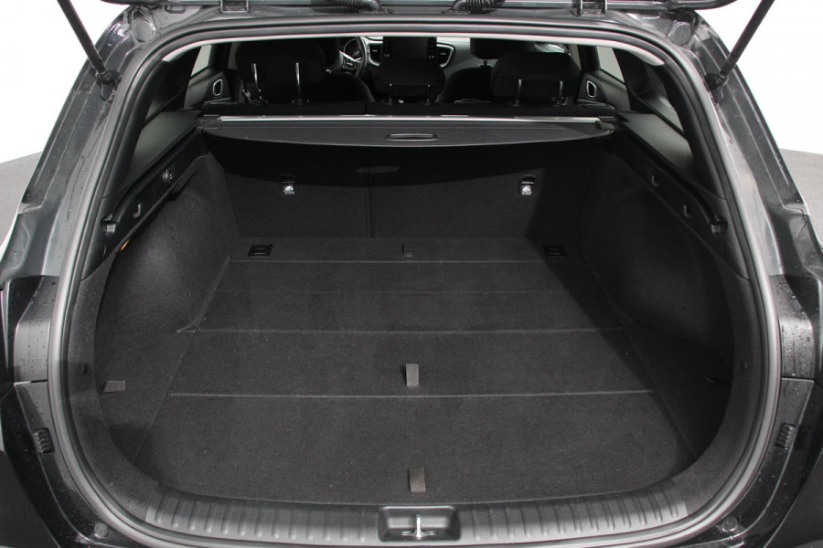 Kia Ceed Sportswagon 1.0 T-GDi Prestige | Navigatie | Apple Carplay/Android Auto | Climate Control | Cruise Control | Lane Assist | Stoel/Stuurverwarming | Privacy Glass | Camera