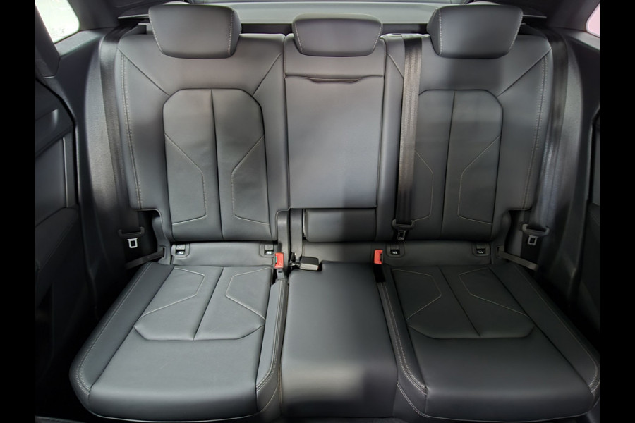 Audi Q3 45 TFSI e Business Edition S-Line | Pano | Leder Audi Q3 45 TFSI e Business Edition S-Line | Pano | Leder