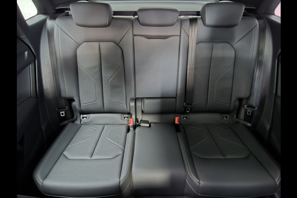 Audi Q3 45 TFSI e Business Edition S-Line | Pano | Leder Audi Q3 45 TFSI e Business Edition S-Line | Pano | Leder