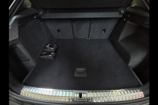 Audi Q3 45 TFSI e Business Edition S-Line | Pano | Leder Audi Q3 45 TFSI e Business Edition S-Line | Pano | Leder