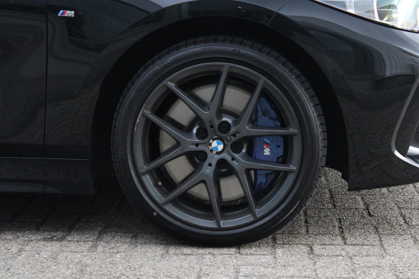 BMW 1-serie 120i High Executive Edition 178pk | Harman en Kardon | Panoramadak | Head-up display | M-Pakket