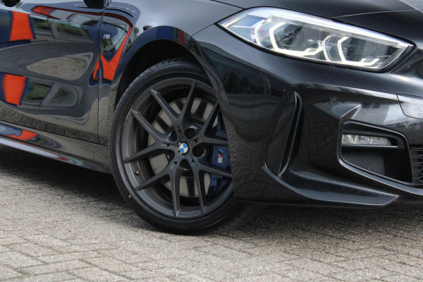 BMW 1-serie 120i High Executive Edition 178pk | Harman en Kardon | Panoramadak | Head-up display | M-Pakket