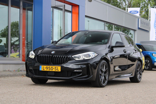 BMW 1-serie 120i High Executive Edition 178pk | Harman en Kardon | Panoramadak | Head-up display | M-Pakket