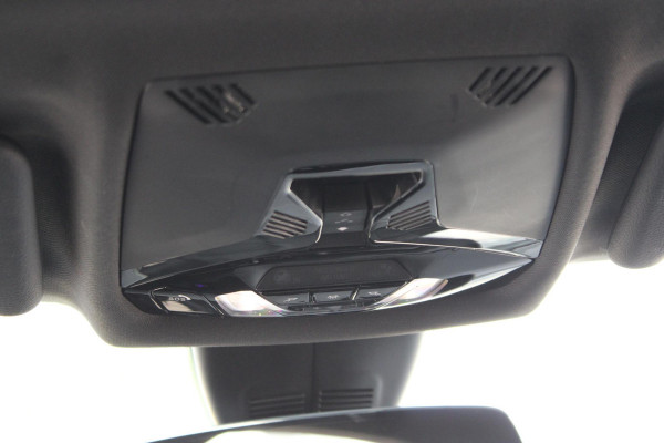BMW 1-serie 120i High Executive Edition 178pk | Harman en Kardon | Panoramadak | Head-up display | M-Pakket