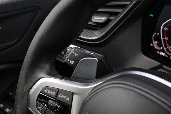 BMW 1-serie 120i High Executive Edition 178pk | Harman en Kardon | Panoramadak | Head-up display | M-Pakket