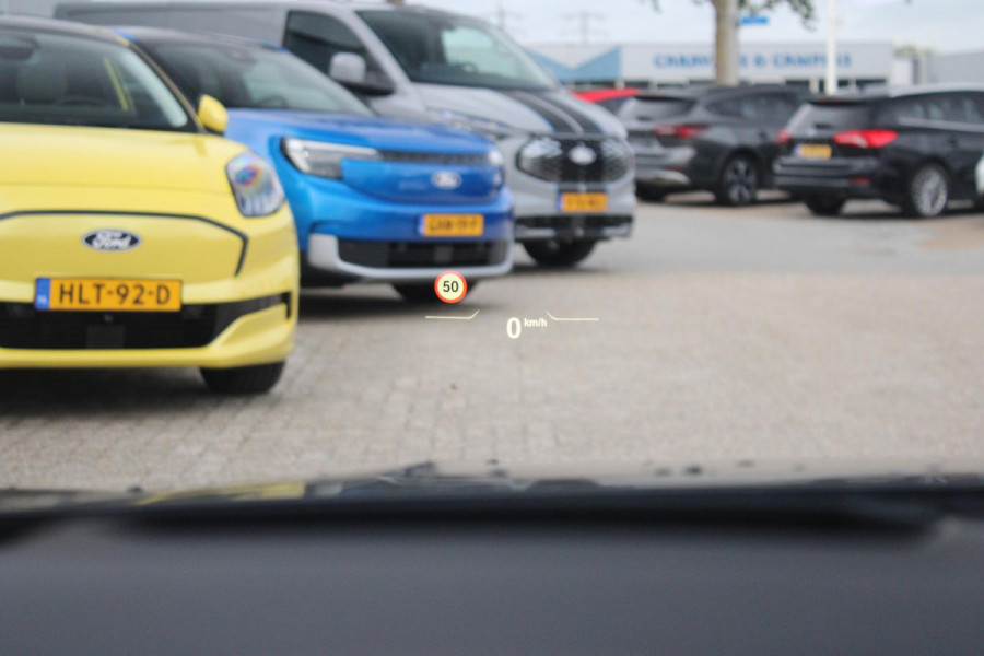 BMW 1-serie 120i High Executive Edition 178pk | Harman en Kardon | Panoramadak | Head-up display | M-Pakket