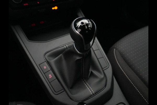 Seat Ibiza 1.0 TSI 95pk Style Clima Navigatie via App lm velgen Parkeersensors 83