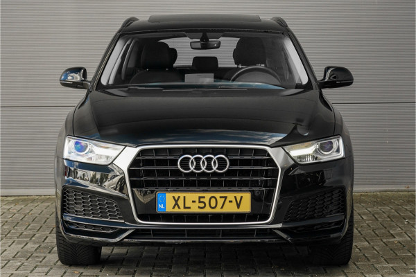 Audi Q3 1.4 TFSI S-Line Pano Xenon Trekhaak Audi Q3 1.4 TFSI S-Line Pano Xenon Trekhaak
