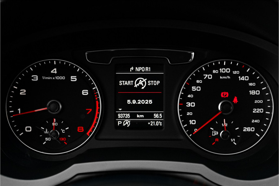 Audi Q3 1.4 TFSI S-Line Pano Xenon Trekhaak Audi Q3 1.4 TFSI S-Line Pano Xenon Trekhaak