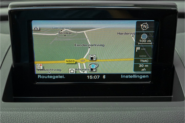 Audi Q3 1.4 TFSI S-Line Pano Xenon Trekhaak Audi Q3 1.4 TFSI S-Line Pano Xenon Trekhaak