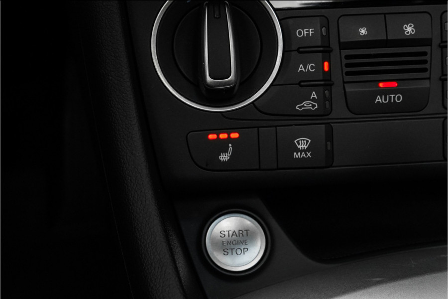 Audi Q3 1.4 TFSI S-Line Pano Xenon Trekhaak Audi Q3 1.4 TFSI S-Line Pano Xenon Trekhaak