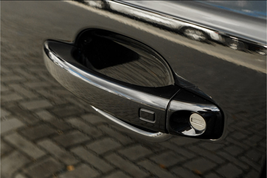 Audi Q3 1.4 TFSI S-Line Pano Xenon Trekhaak Audi Q3 1.4 TFSI S-Line Pano Xenon Trekhaak