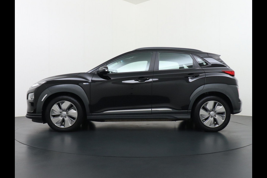 Hyundai Kona EV Comfort 64 kWh ORIG. NL AUTO | 1E EIGENAAR | COMPLEET DEALER ONDERHOUDEN | RIJKLAARPRIJS INCL. 12MND BOVAG |