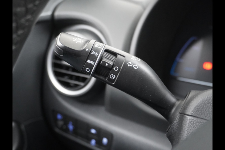 Hyundai Kona EV Comfort 64 kWh ORIG. NL AUTO | 1E EIGENAAR | COMPLEET DEALER ONDERHOUDEN | RIJKLAARPRIJS INCL. 12MND BOVAG |