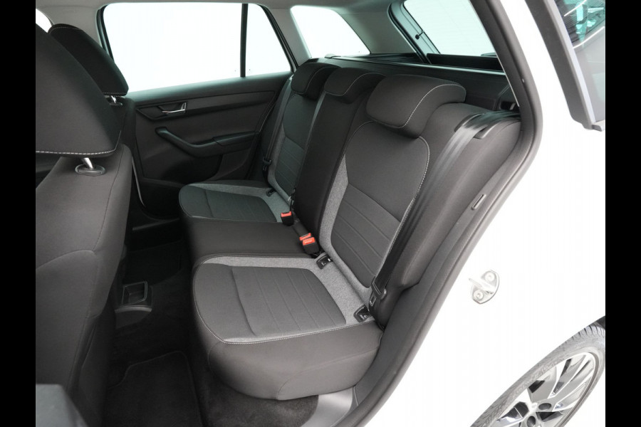 Škoda Fabia Combi 1.0 TSI 95pk Business Edition Navigatie Keyless Carplay Pdc 20