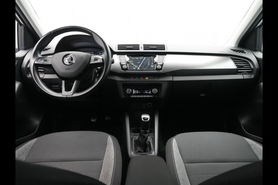 Škoda Fabia Combi 1.0 TSI 95pk Business Edition Navigatie Keyless Carplay Pdc 20