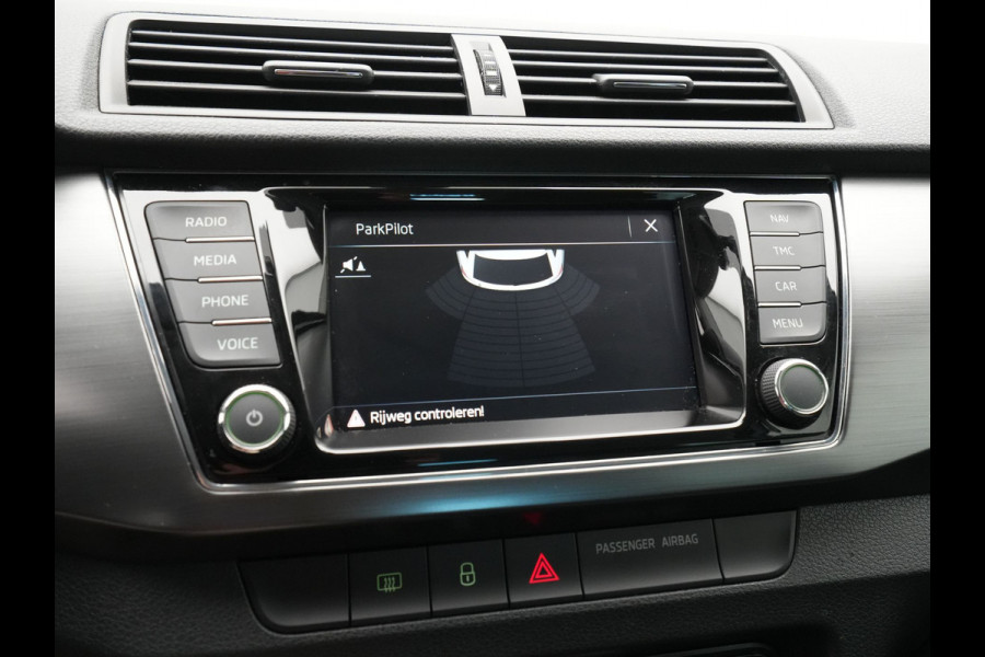 Škoda Fabia Combi 1.0 TSI 95pk Business Edition Navigatie Keyless Carplay Pdc 20