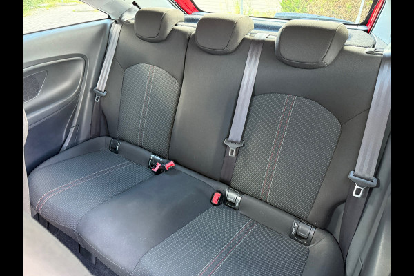 Opel Corsa 1.4 Black Edition - Navi - Parkeerhulp - Airco - Org.NL