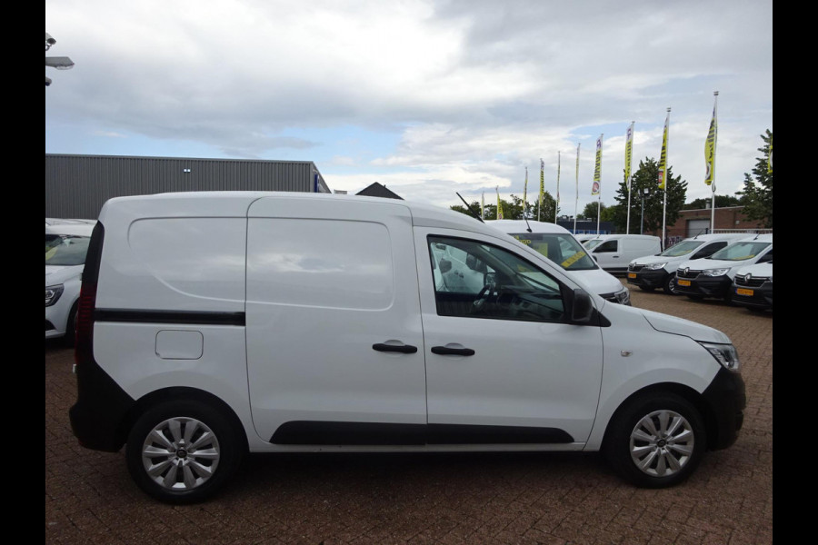 Renault Express 1.5 dCi 50 x VOORRAAD EU6 GROOT NAVI AIRCO CRUISE CONTROL PDC