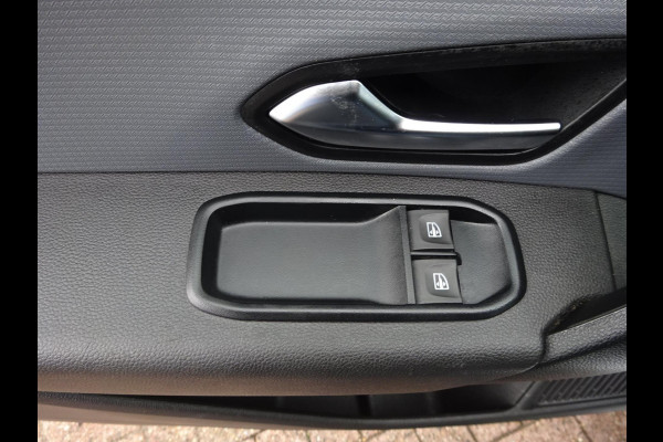 Renault Express 1.5 dCi 50 x VOORRAAD EU6 GROOT NAVI AIRCO CRUISE CONTROL PDC
