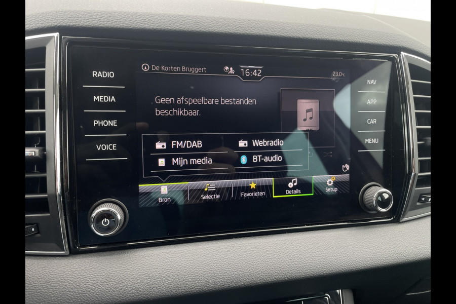 Škoda Karoq 1.5 TSI ACT Style | Elek. Trekhaak | LED | Navi | Carplay | Camera | Virtual Cockpit