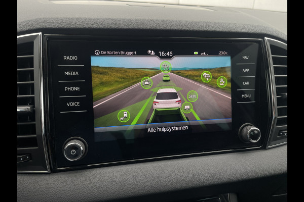 Škoda Karoq 1.5 TSI ACT Style | Elek. Trekhaak | LED | Navi | Carplay | Camera | Virtual Cockpit