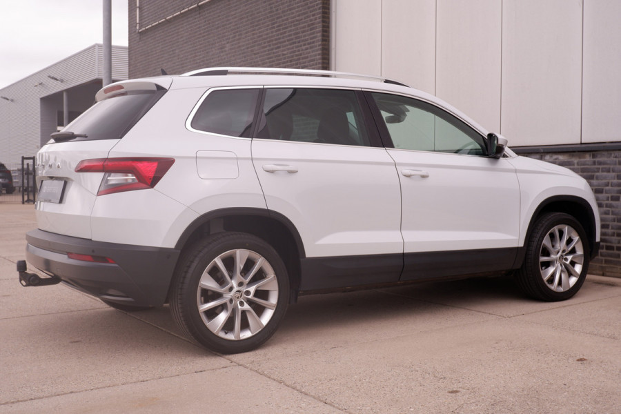Škoda Karoq 1.5 TSI ACT Style | Elek. Trekhaak | LED | Navi | Carplay | Camera | Virtual Cockpit