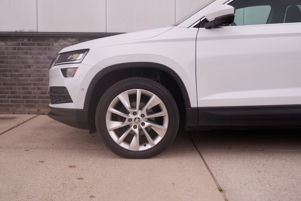Škoda Karoq 1.5 TSI ACT Style | Elek. Trekhaak | LED | Navi | Carplay | Camera | Virtual Cockpit