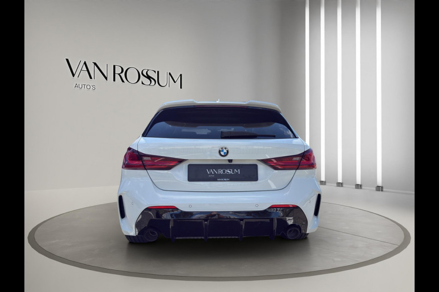 BMW 1-serie 118i M-Sport Executive Edition | Panoramdak | Alcantara | Verw Stoelen | Camera | Nette Auto.